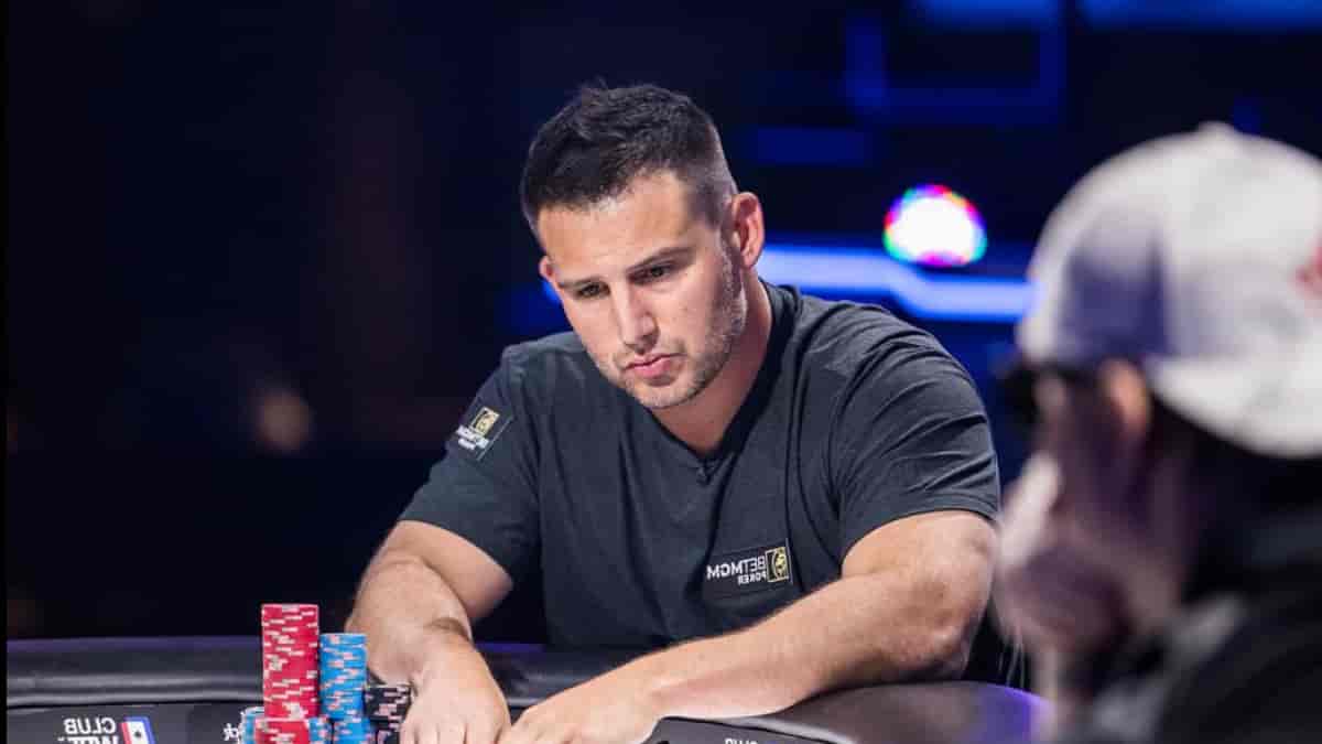 Darren Elias Menang Poker Masters Setelah Duel Heads-Up