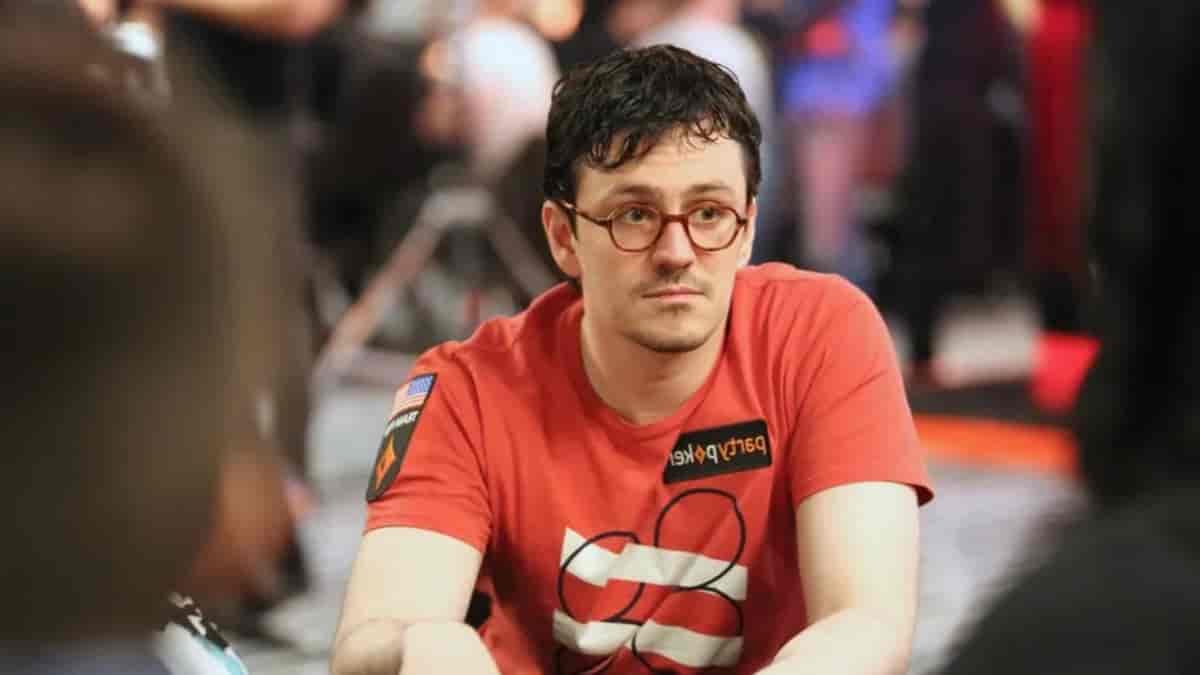 Isaac Haxton Raih Gelar Triton Pertama di Jeju